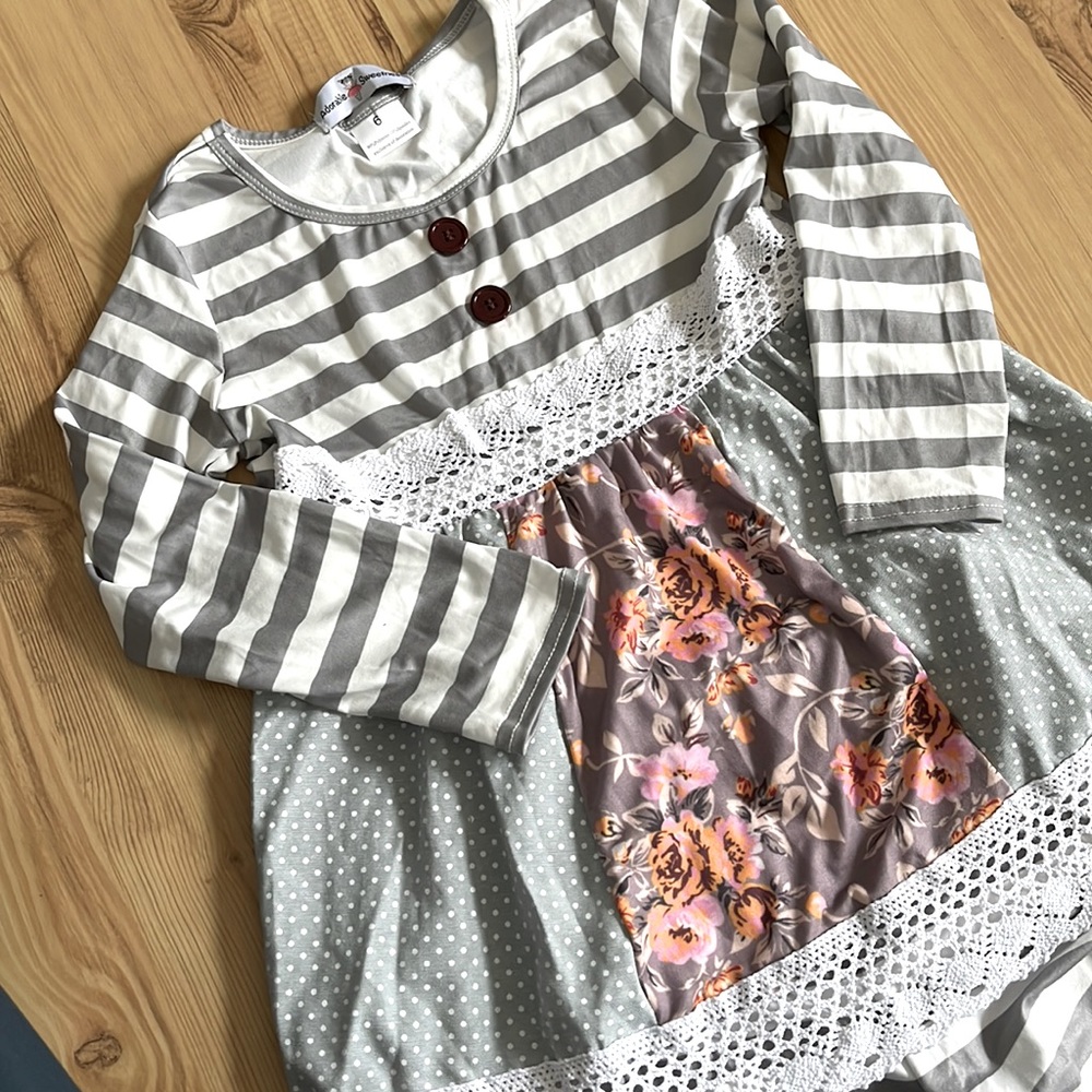 Cute girls outfit! Is like new